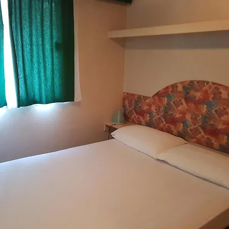 بيت للعطل Punta Navaccia Mobilhome تورو سول تراسيمينو
